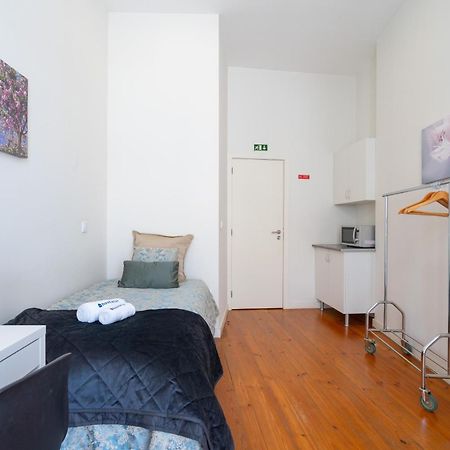 Host Wise - Sweet Bright Flats - City Center ポルト エクステリア 写真