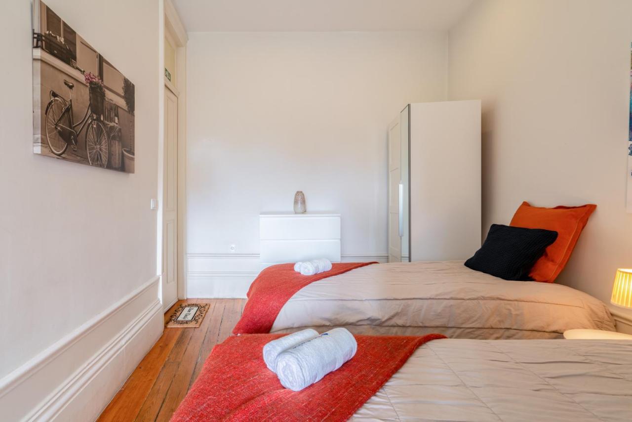 Host Wise - Sweet Bright Flats - City Center ポルト エクステリア 写真